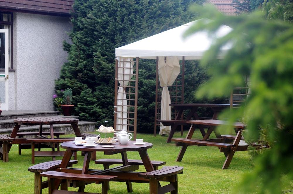 Highlander Hotel 'A Bespoke Hotel' Newtonmore Exterior foto