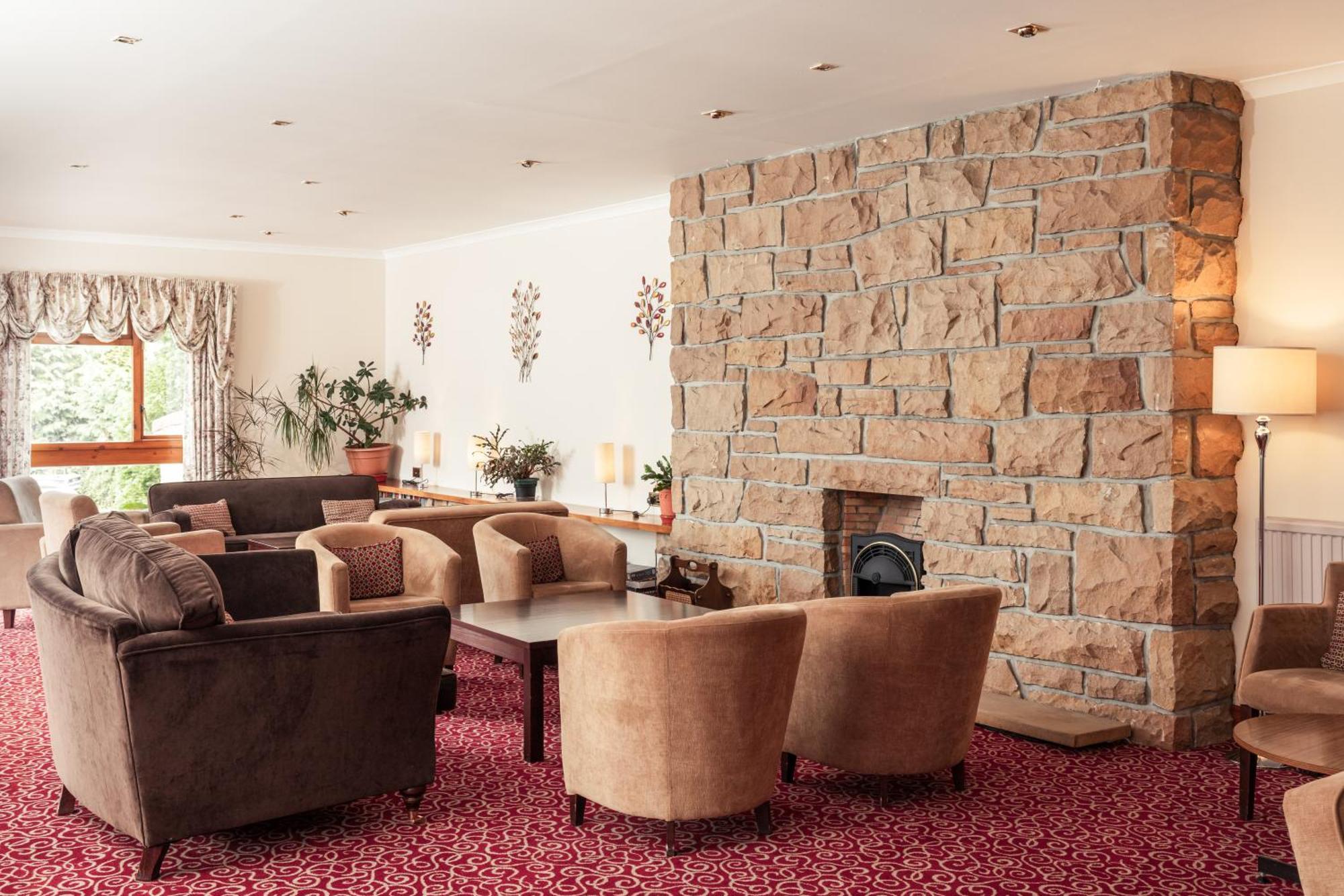 Highlander Hotel 'A Bespoke Hotel' Newtonmore Exterior foto