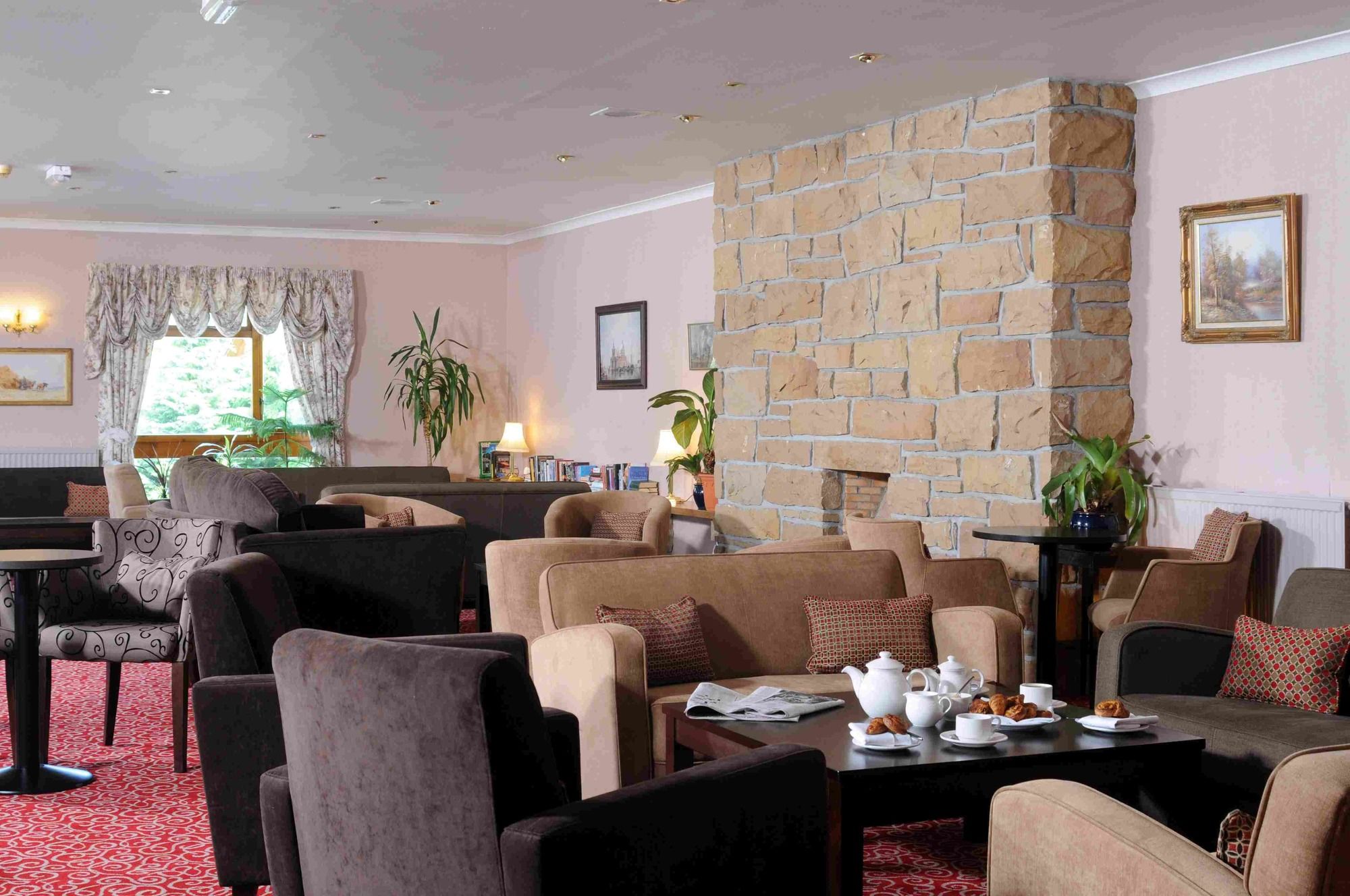 Highlander Hotel 'A Bespoke Hotel' Newtonmore Exterior foto